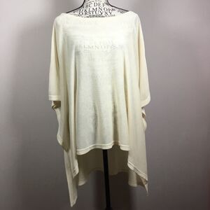 Cream pullover lightweight fine knit sweater asymmetrical longer in back O/S